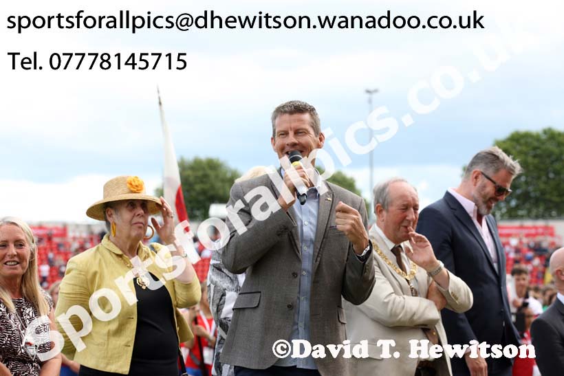 Opening ceremony, 2015 English Schools Track and Field Champs., Gateshead Stadium. Photo: David T. Hewitson/Sports for All Pics